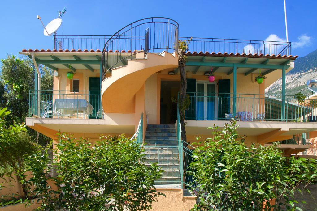 Maria Apartments Лурдата Экстерьер фото
