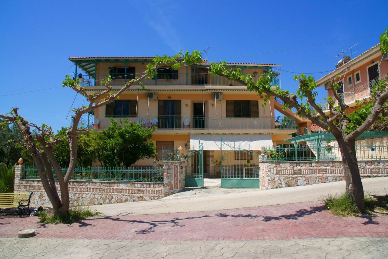 Maria Apartments Лурдата Экстерьер фото